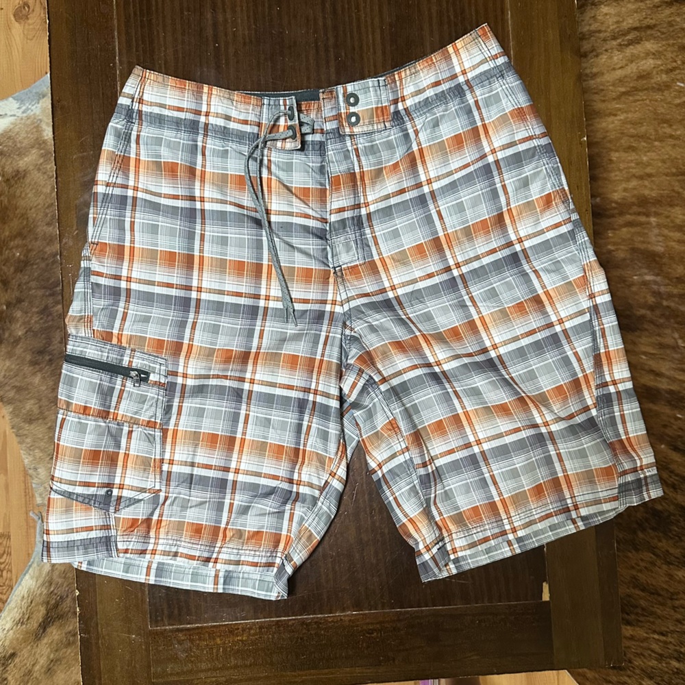 Men’s Columbia plaid swim trunks